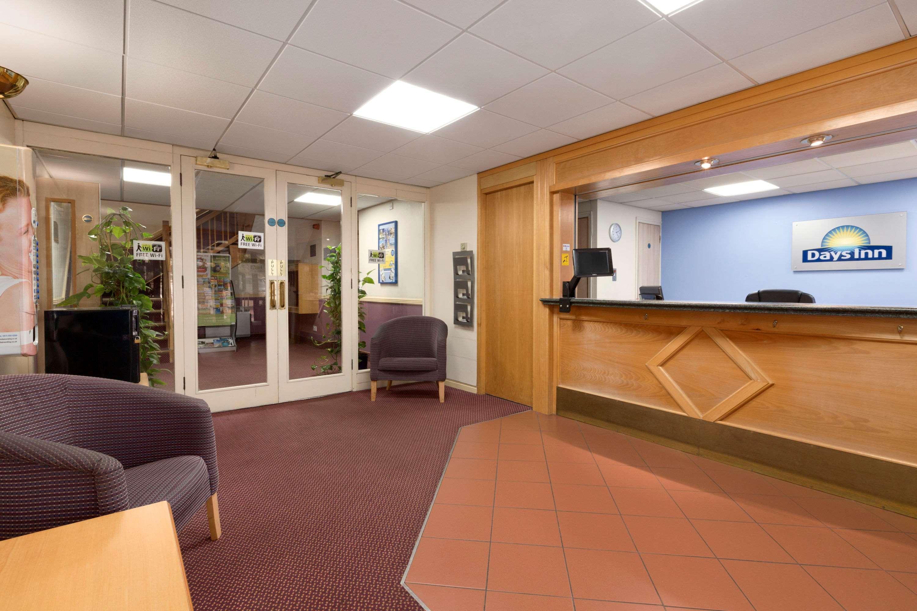Days Inn Southampton Rownhams Chilworth  Exterior photo