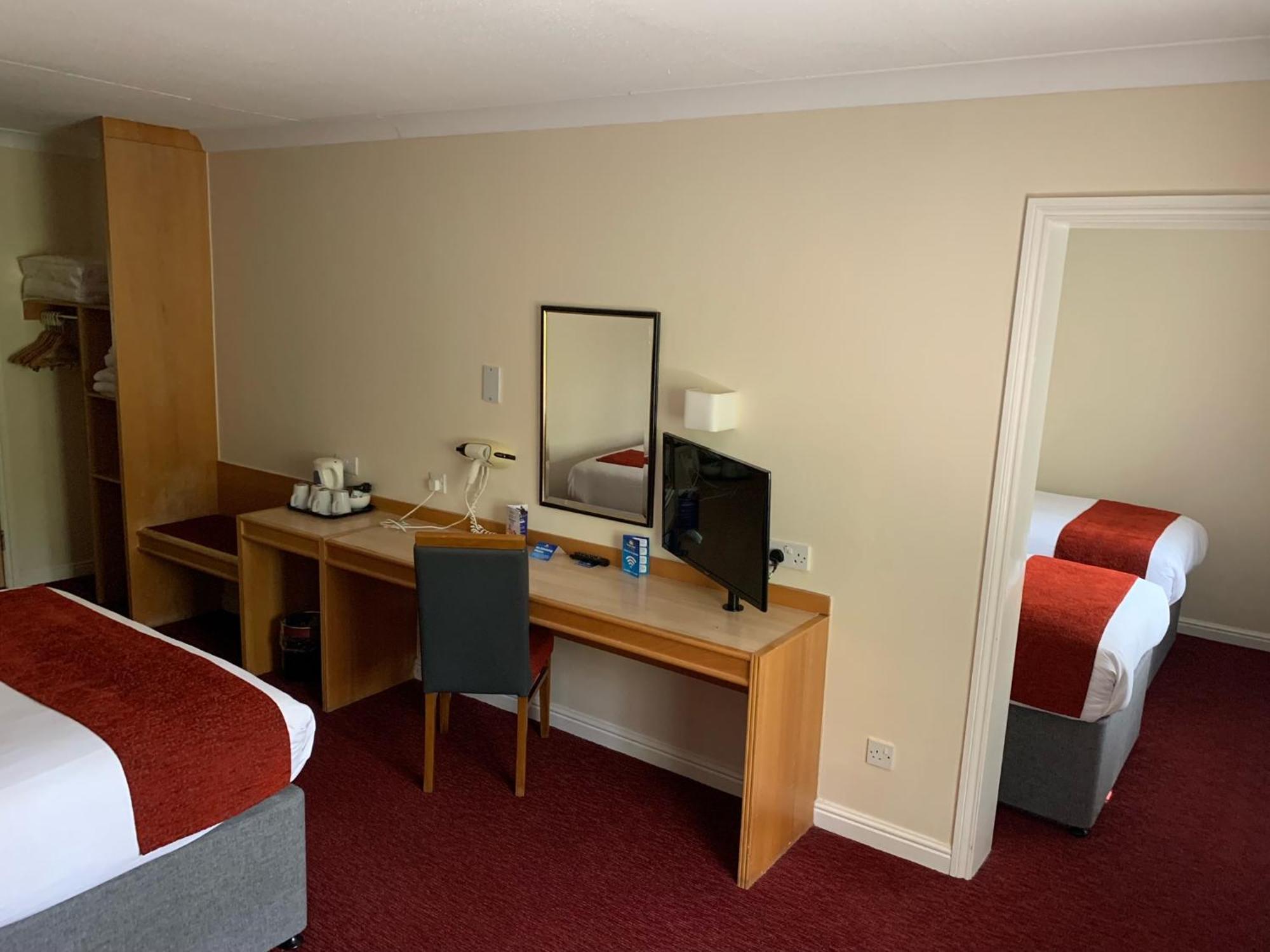 Days Inn Southampton Rownhams Chilworth  Room photo