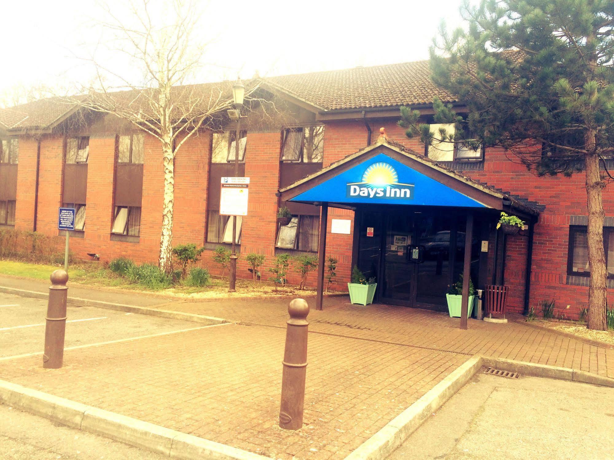 Days Inn Southampton Rownhams Chilworth  Exterior photo